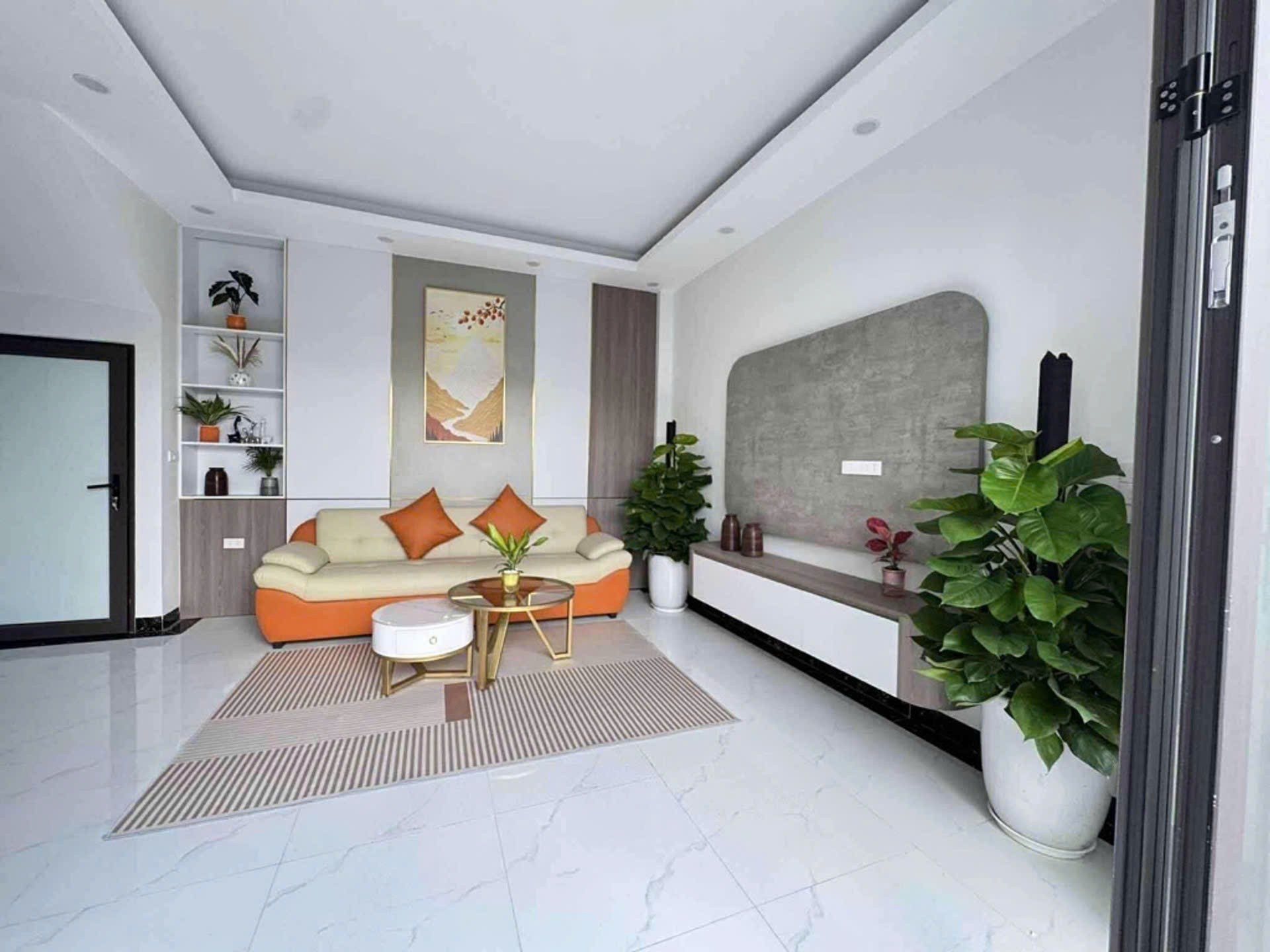 BÁN NHÀ 5 TẦNG PHÚC LỢI, FULL NỘI THẤT NHÀ ĐẸP HIẾM 2