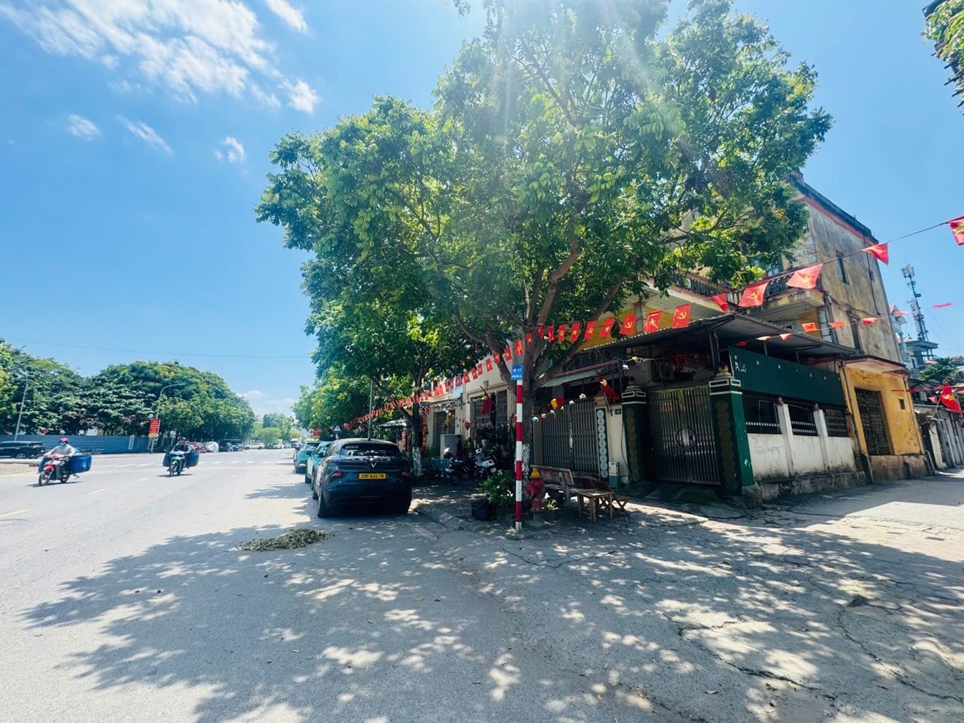 BÁN NHÀ 5 TẦNG PHÚC LỢI, FULL NỘI THẤT NHÀ ĐẸP HIẾM 5