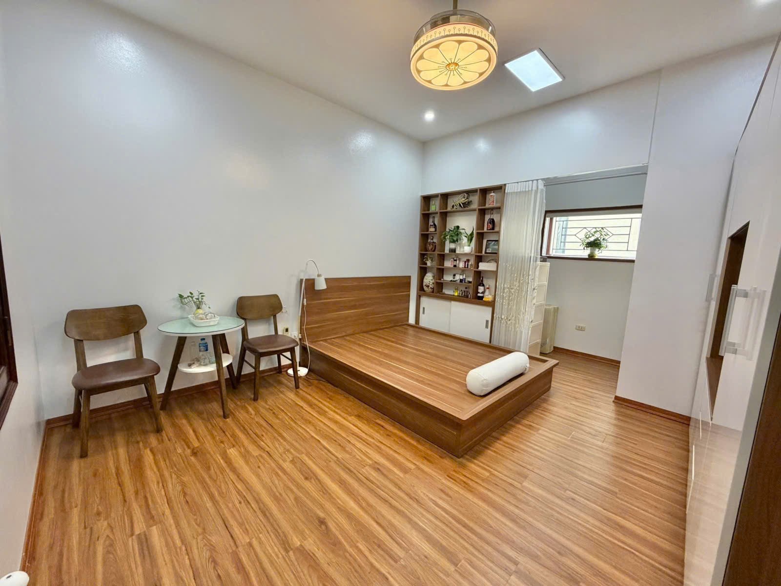 Cần bán Nhà mặt tiền đường Tam Trinh, Phường Mai Động, Diện tích 35m², Giá 5.35 Tỷ 2