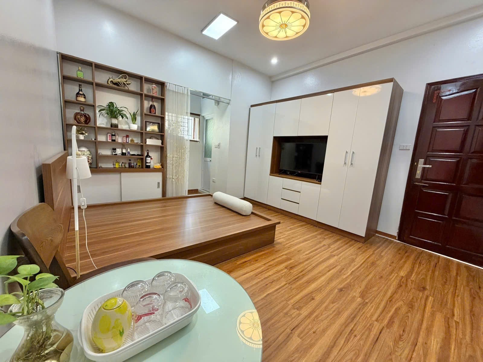 Cần bán Nhà mặt tiền đường Tam Trinh, Phường Mai Động, Diện tích 35m², Giá 5.35 Tỷ 3