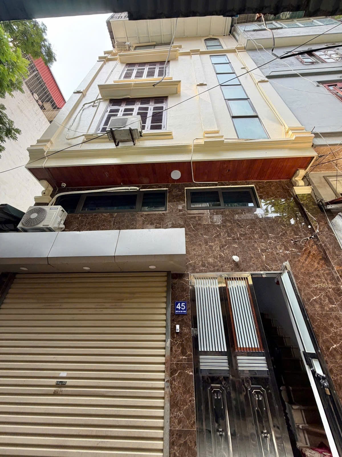 Cần bán Nhà mặt tiền đường Tam Trinh, Phường Mai Động, Diện tích 35m², Giá 5.35 Tỷ 6
