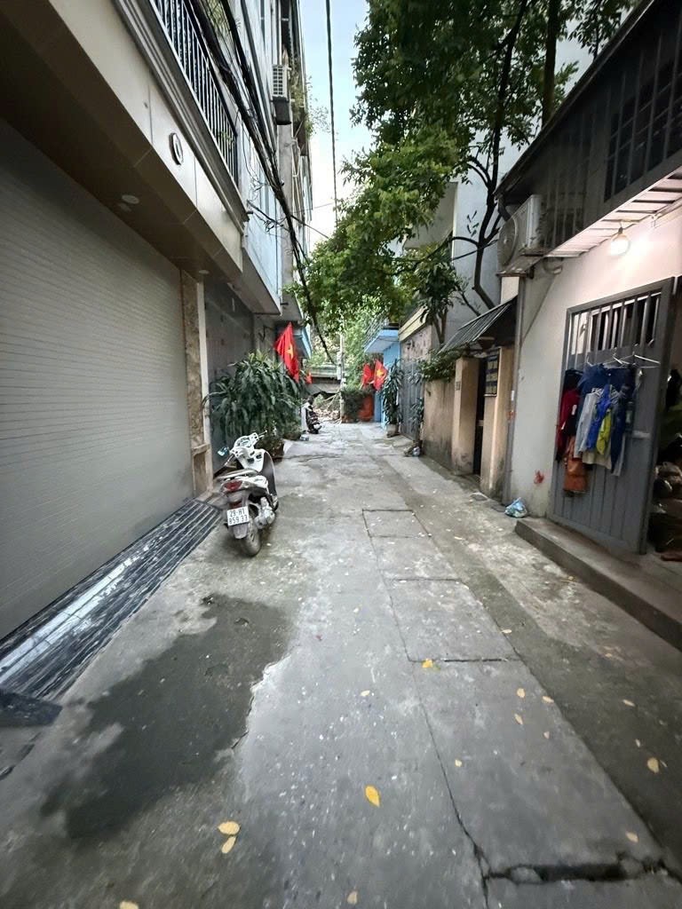Cần bán Nhà mặt tiền đường Hoàng Mai, Phường Hoàng Văn Thụ, Diện tích 56m², Giá 18.2 Tỷ 2