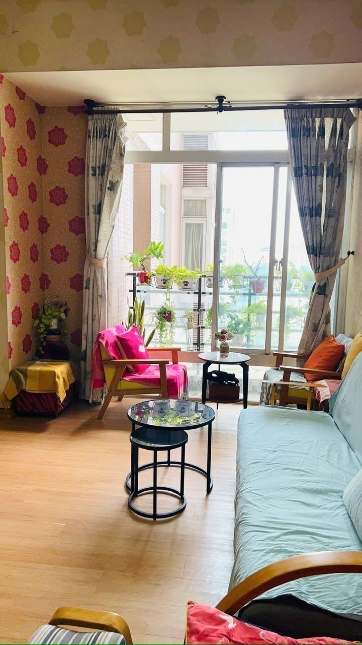 Cần Cho thuê căn Hộ Thuận Việt Quận 11, Dt : 77 m2, 2PN, 1WC, Giá : 12 tr/th