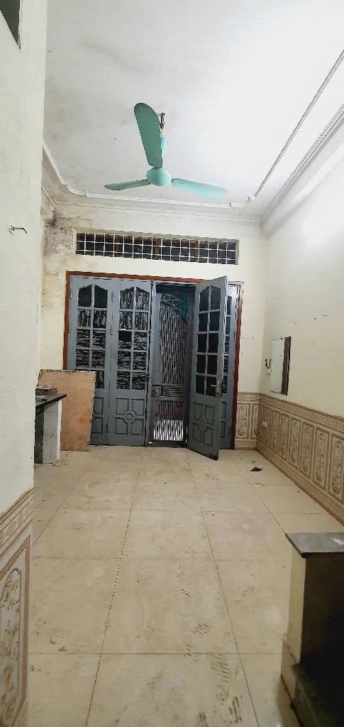 Cần bán Nhà mặt tiền đường Ngọc Hồi, Phường Hoàng Liệt, Diện tích 24m², Giá 4.98 Tỷ 5