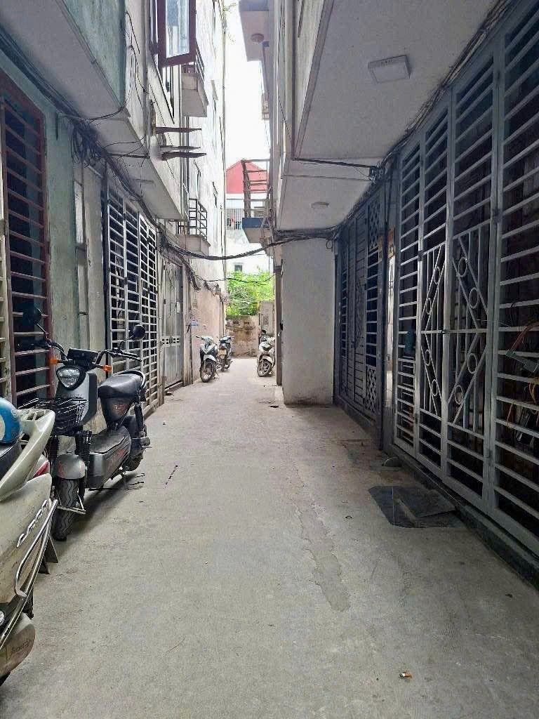 Cần bán Nhà mặt tiền đường Giáp Nhị, Phường Thịnh Liệt, Diện tích 34m², Giá 7.2 Tỷ 2
