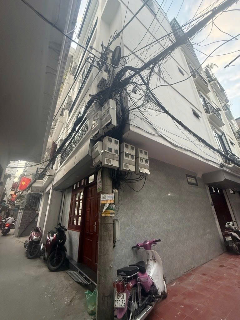 Cần bán Nhà mặt tiền đường Tam Trinh, Phường Vĩnh Tuy, Diện tích 34m², Giá 8.35 Tỷ 2