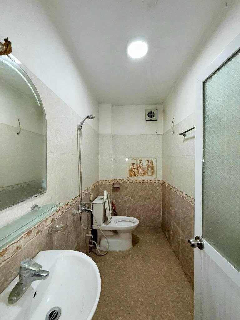 Cần bán Nhà mặt tiền đường Đàm Quang Trung, Phường Thạch Bàn, Diện tích 78m², Giá 13.5 Tỷ 3
