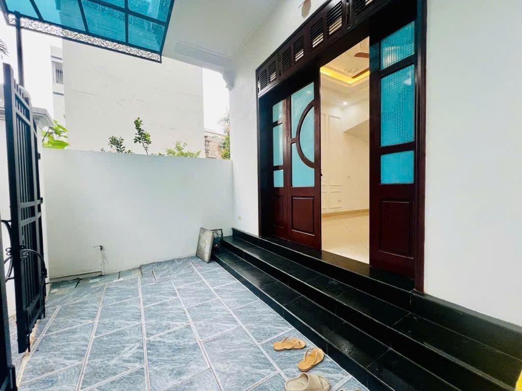 BÁN GẤP NHÀ PHÚC LỢI, 4 TẦNG. LÔ GÓC NHÀ DÂN XÂY 80M2 CHỈ HƠN 8 TỶ 4