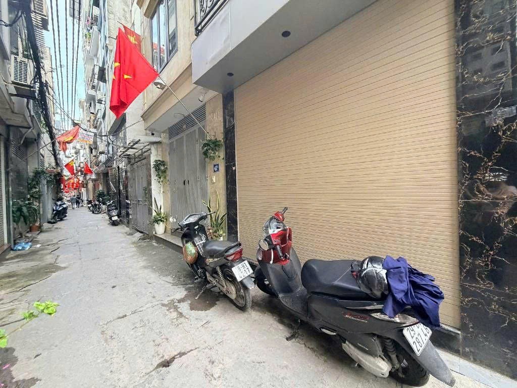 Cần bán Nhà mặt tiền đường Lĩnh Nam, Phường Vĩnh Hưng, Diện tích 35m², Giá 8.5 Tỷ 5