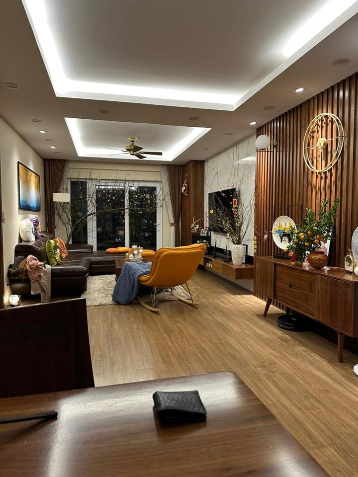 BÁN GẤP căn hộ 2 ngủ tại 24T3 Hapulico - Thanh Xuân Complex, giá 10 tỷ 2