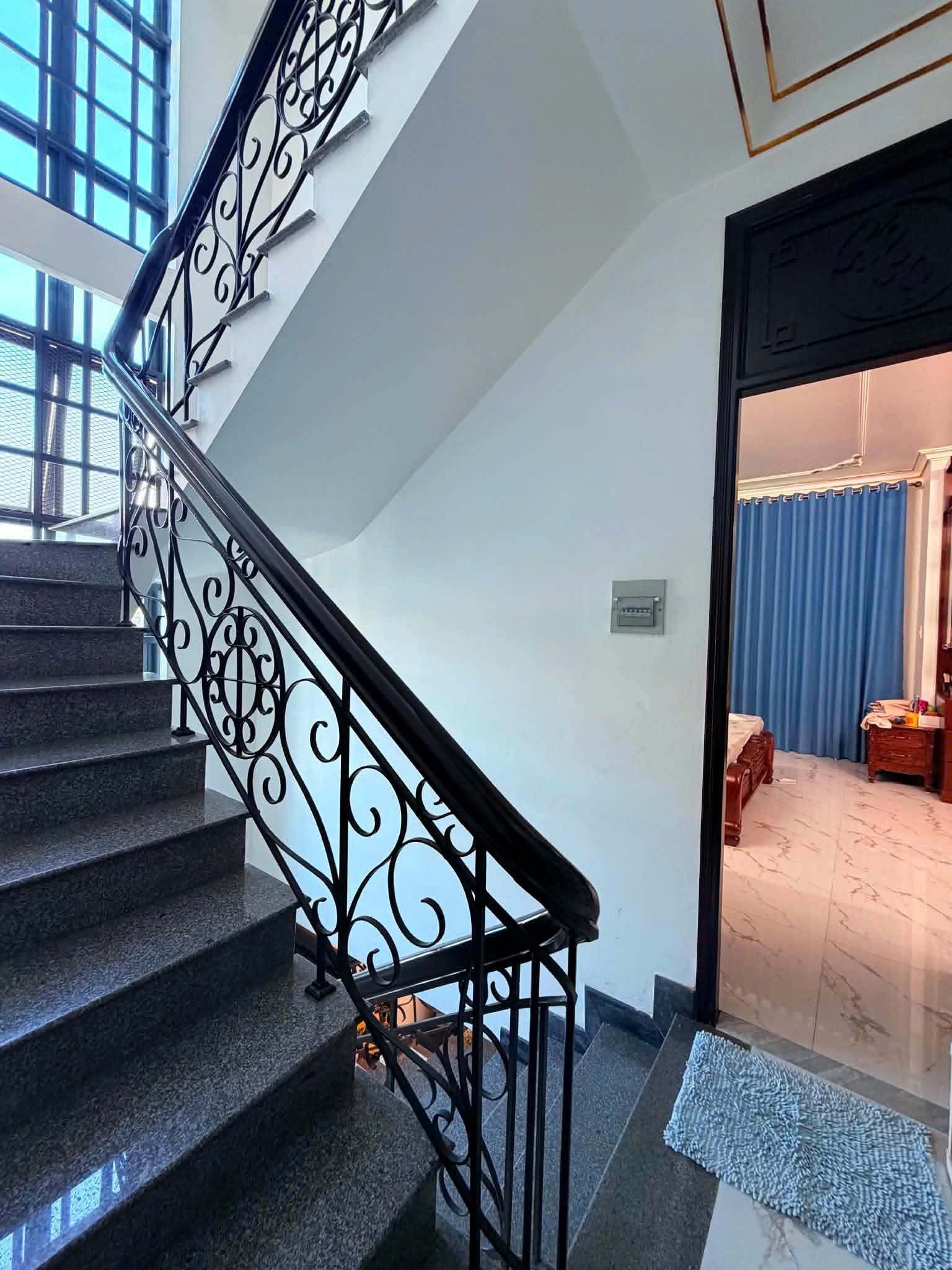 BIỆT THỰ GÓC 2 MẶT HẺM XE TẢI NGUYỄN CỬU VÂN 82m2 - NGANG ĐẸP 6.5m - CHỈ 22.5 TỶ 3