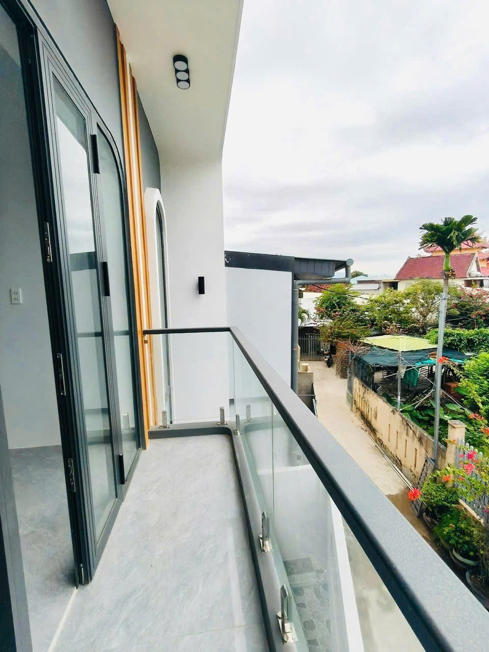 Bán nhà Diên Thạnh 2 tầng mới xây ngay trung tâm Diên Khánh gần ngã 3 Mã Xá và Dốc Bà Tùng 3