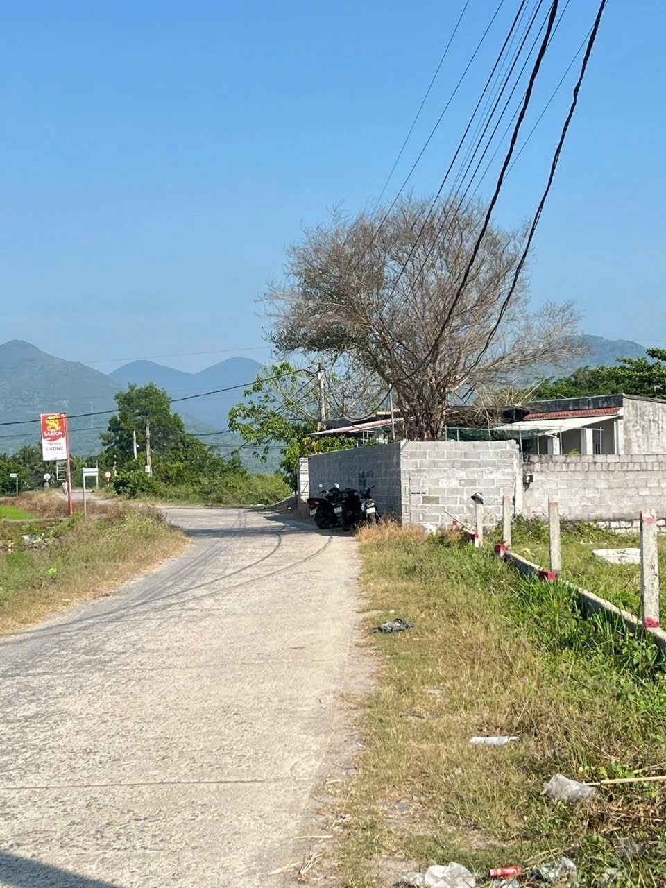 Bán đất Diên Sơn mặt đường Nhà Vuông 3