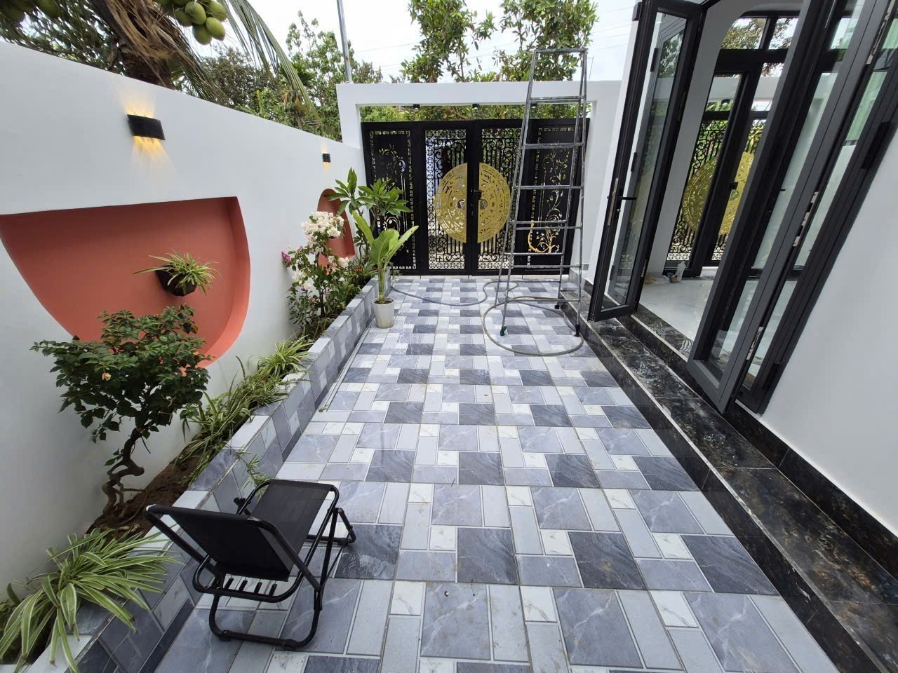 Bán nhà Diên Lạc mới xây phong cách hiện đại đường Tổ 2A sát bên Tỉnh Lộ 2 4