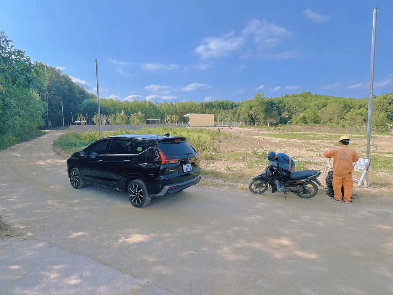 Bán đất Diên Xuân giá rẻ xây nhà an cư - đường bê tông ô tô tận nơi điện nước đầy đủ