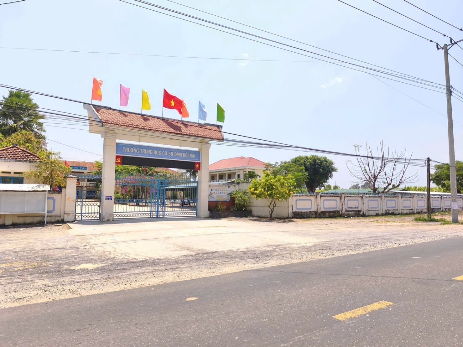 Bán đất mặt tiền Tỉnh Lộ 8 - Diên Lâm giá rẻ gần trường Đinh Bộ Lĩnh 9
