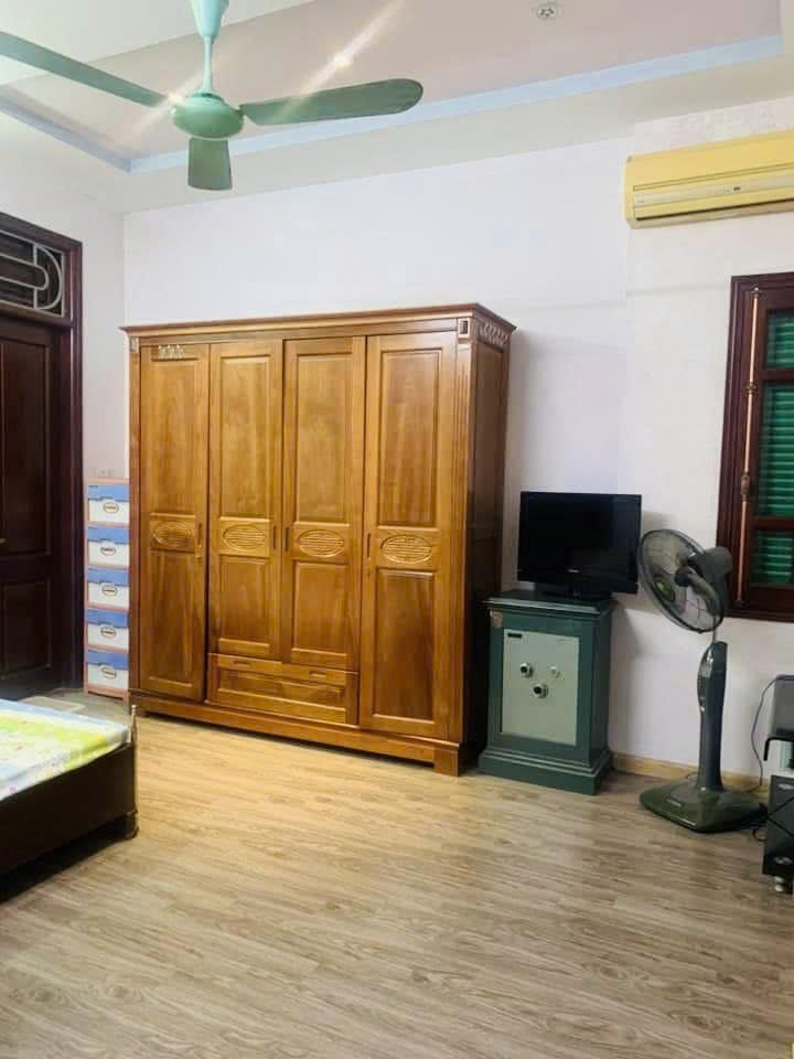 Cho thuê nhà riêng ngõ 304 Hồ Tùng Mậu, Bắc Từ Liêm 50M x 4T(5 ngủ) FULL ĐỒ giá 15 triệu 4