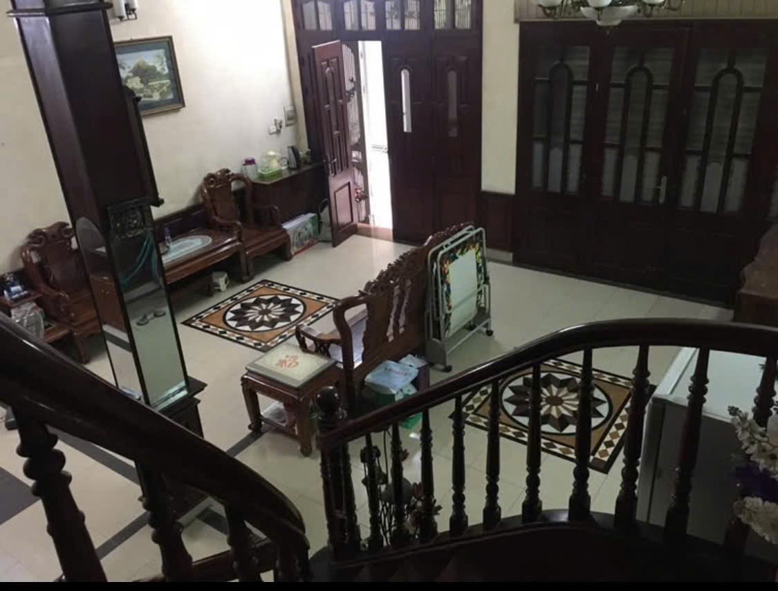 Cho thuê nhà Ô TÔ ĐỖ CỬA Vương Thừa Vũ, Thanh Xuân 60M X 4T (4 ngủ) giá 18 triệu 3