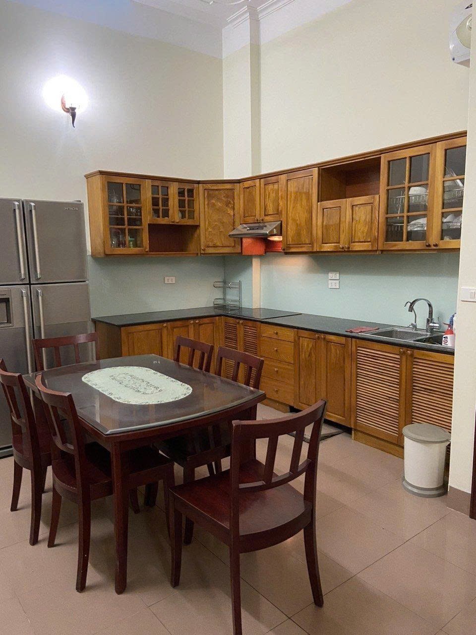 Cho thuê nhà PL, Ô TÔ, VỈA HÈ tại Nghĩa Đô, Cầu Giấy 42M x 5T (6 ngủ) giá 20 triệu 3