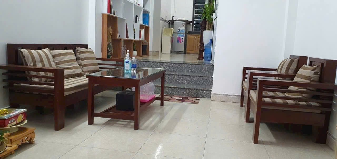 Cho thuê nhà Nguyễn Văn Giáp, Hàm Nghi quận Nam Từ Liêm 48M x 5T giá 18tr Ô TÔ ĐỖ CỬA 4