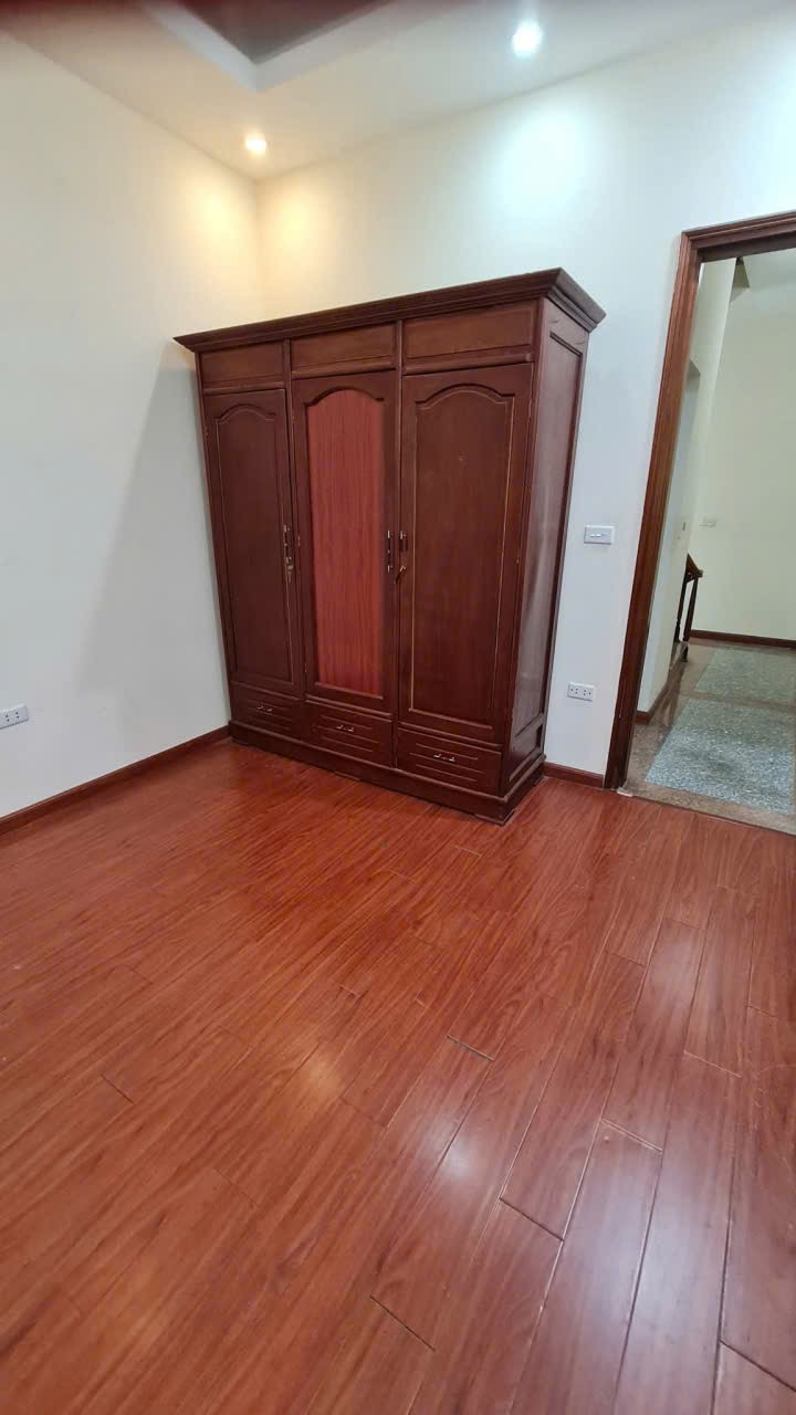 Cho thuê nhà riêng Trần Cung, Cầu Giấy 30M x 4T giá 9 triệu NHÀ ĐẸP Ở NGAY 4