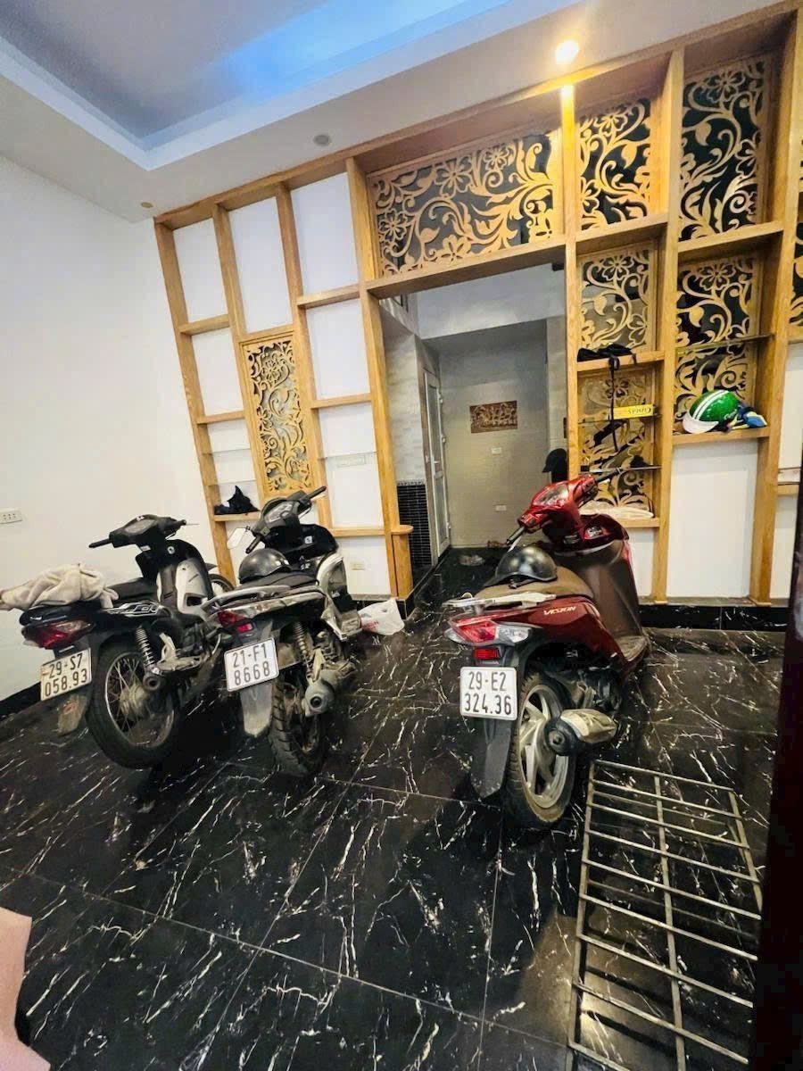 Cho thuê nhà riêng ngõ 82 Nghĩa Tân, Cầu Giấy DTSD 38m x 6T giá 18 triệu Ô TÔ ĐỖ CỬA 4