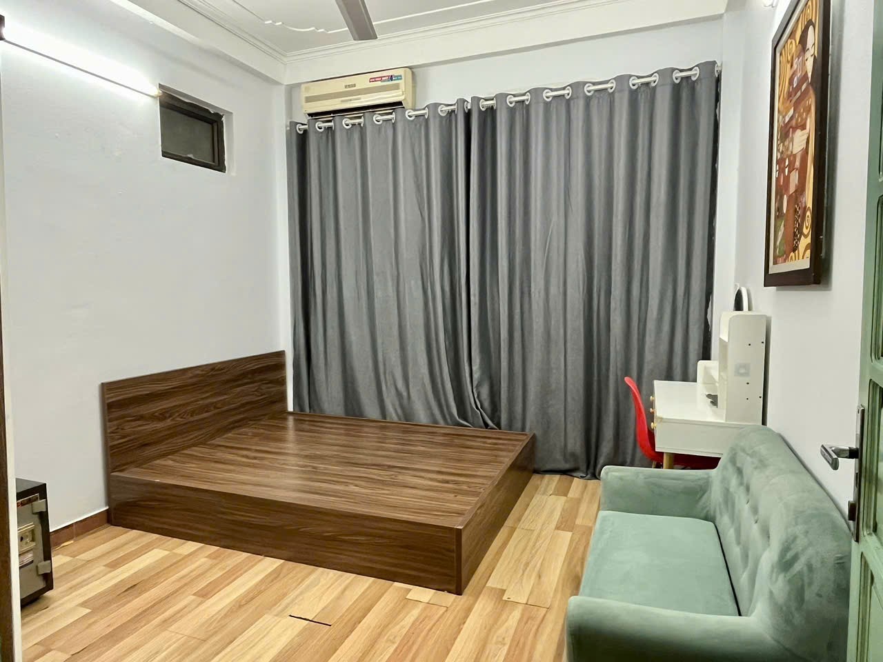 Cho thuê nhà riêng Đội Cấn, Ba Đình 30M x 4T giá 11 triệu Ở VÀ KD 3