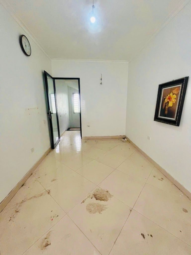 Cần bán Nhà mặt tiền đường Hoàng Mai, Phường Hoàng Văn Thụ, Diện tích 27m², Giá 3.2 Tỷ 2
