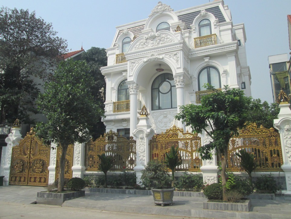 MB Bank phát mại biệt thự KĐT Dịch Vọng gần công viên Cầu Giấy 310m2 chỉ 8x tỷ. LH 0989626116