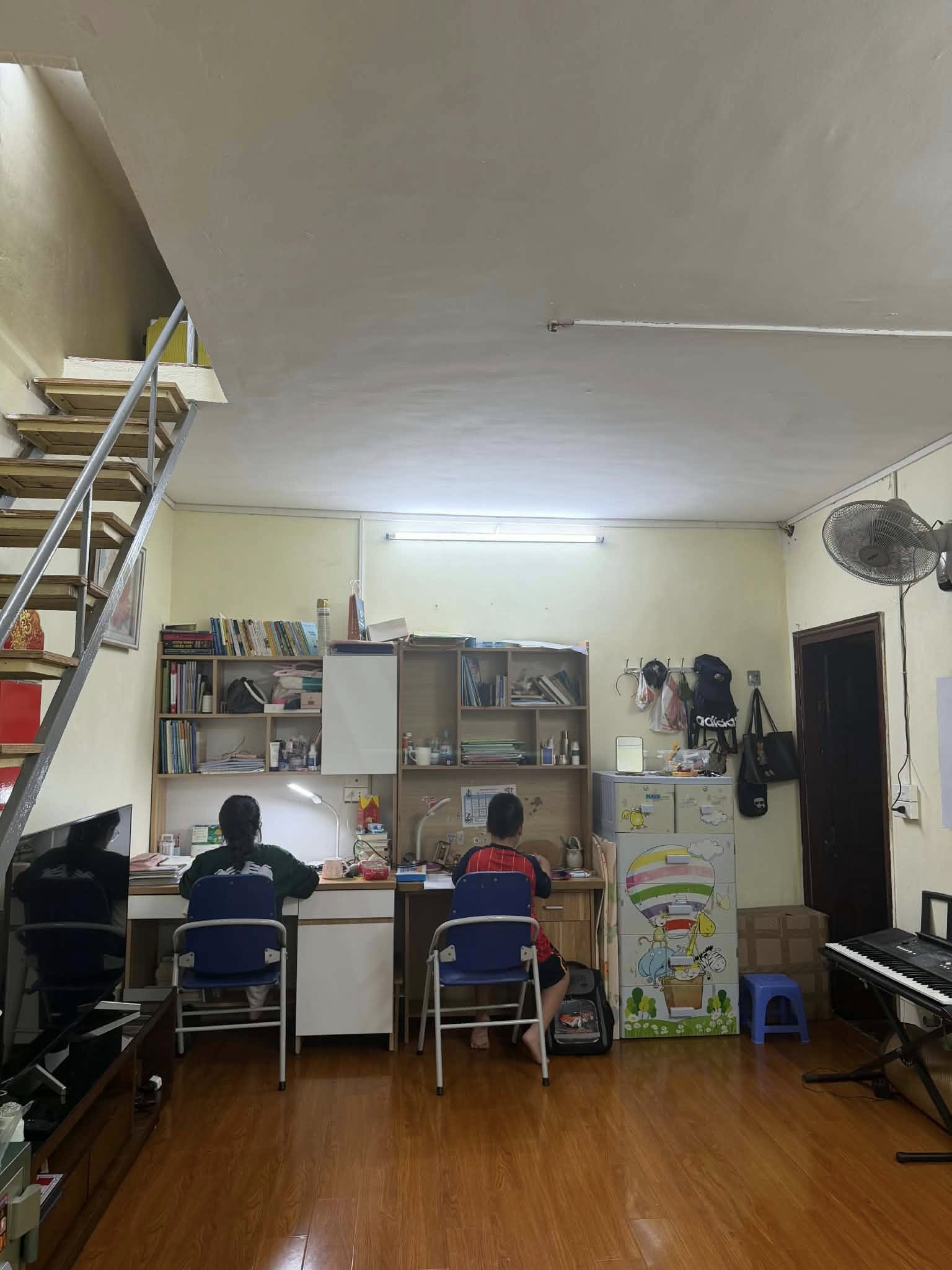 Cần Bán Nhà Ngõ 765 Nguyễn Văn Linh, Sài Đồng, Long Biên 45m2, 2T, giá 1,8 tỷ 2