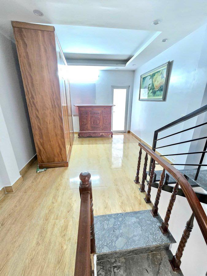 Bán Nhà Việt Hưng, Long Biên 32m2, 5T chỉ 7,05 tỷ (ngõ vào thuận tiện, sổ giao dịch ngay) 2