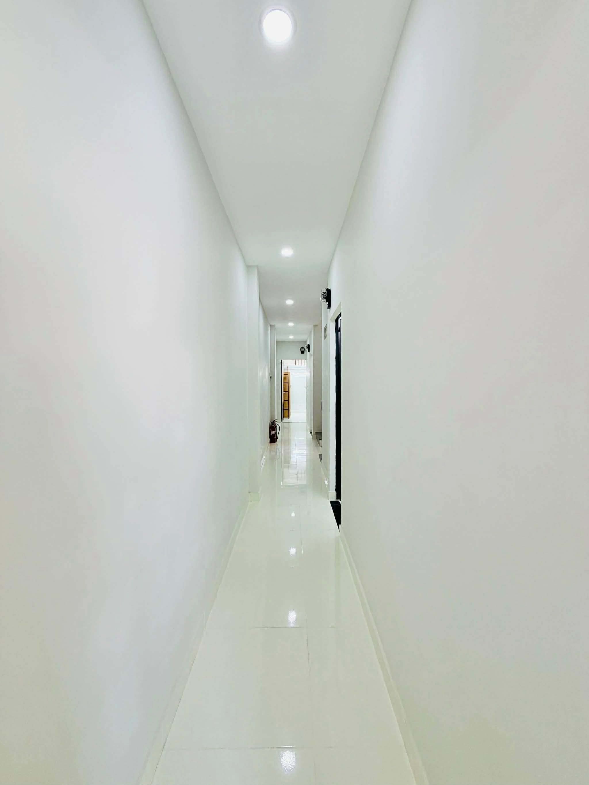 SĂN NGAY! CHDV 18 PHÒNG PHAN VĂN TRỊ, DÒNG TIỀN ~ 1 TỶ/NĂM - CHỈ 15.8 TỶ 8
