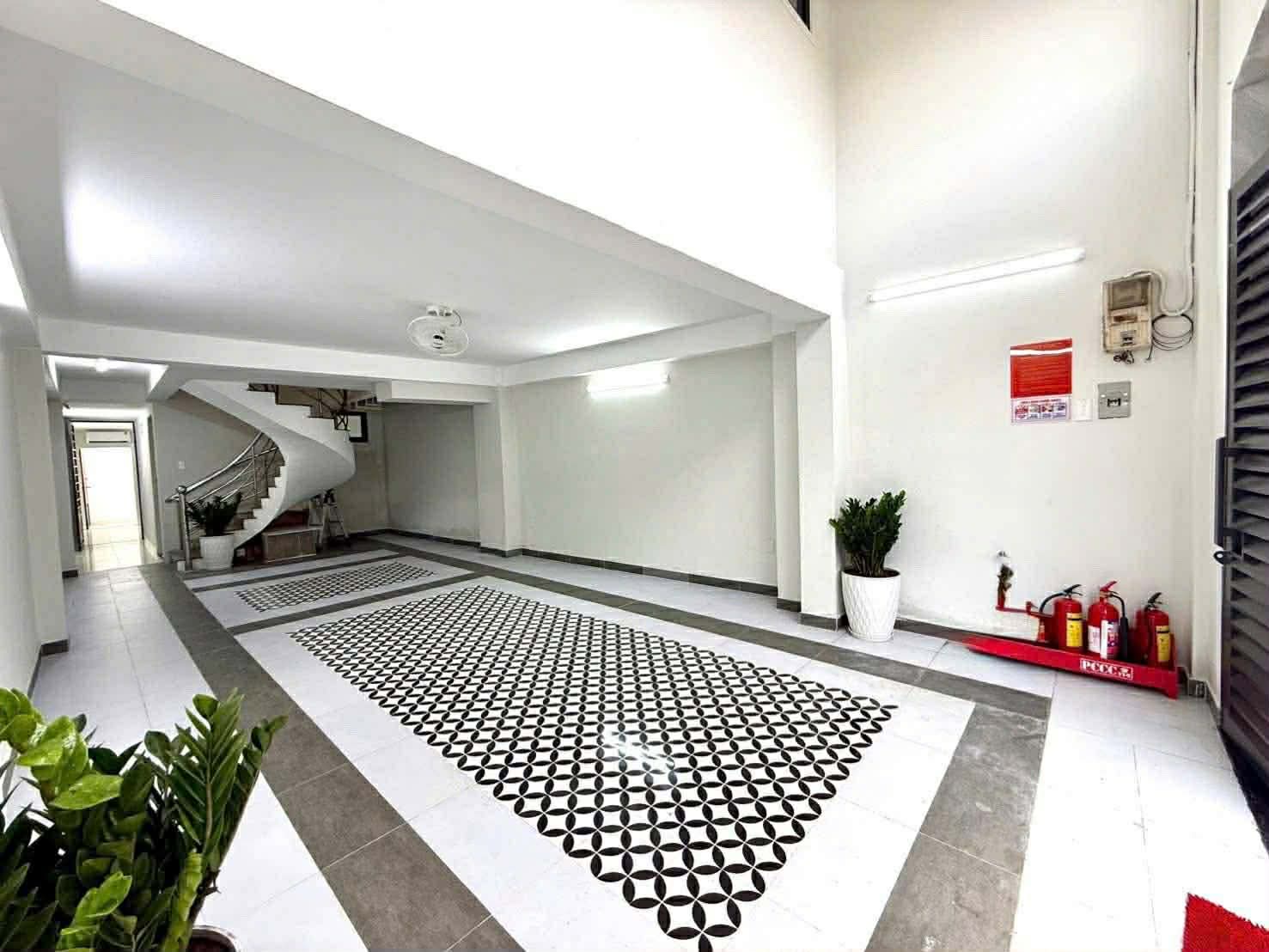 SĂN NGAY! CHDV 18 PHÒNG PHAN VĂN TRỊ, DÒNG TIỀN ~ 1 TỶ/NĂM - CHỈ 15.8 TỶ 2