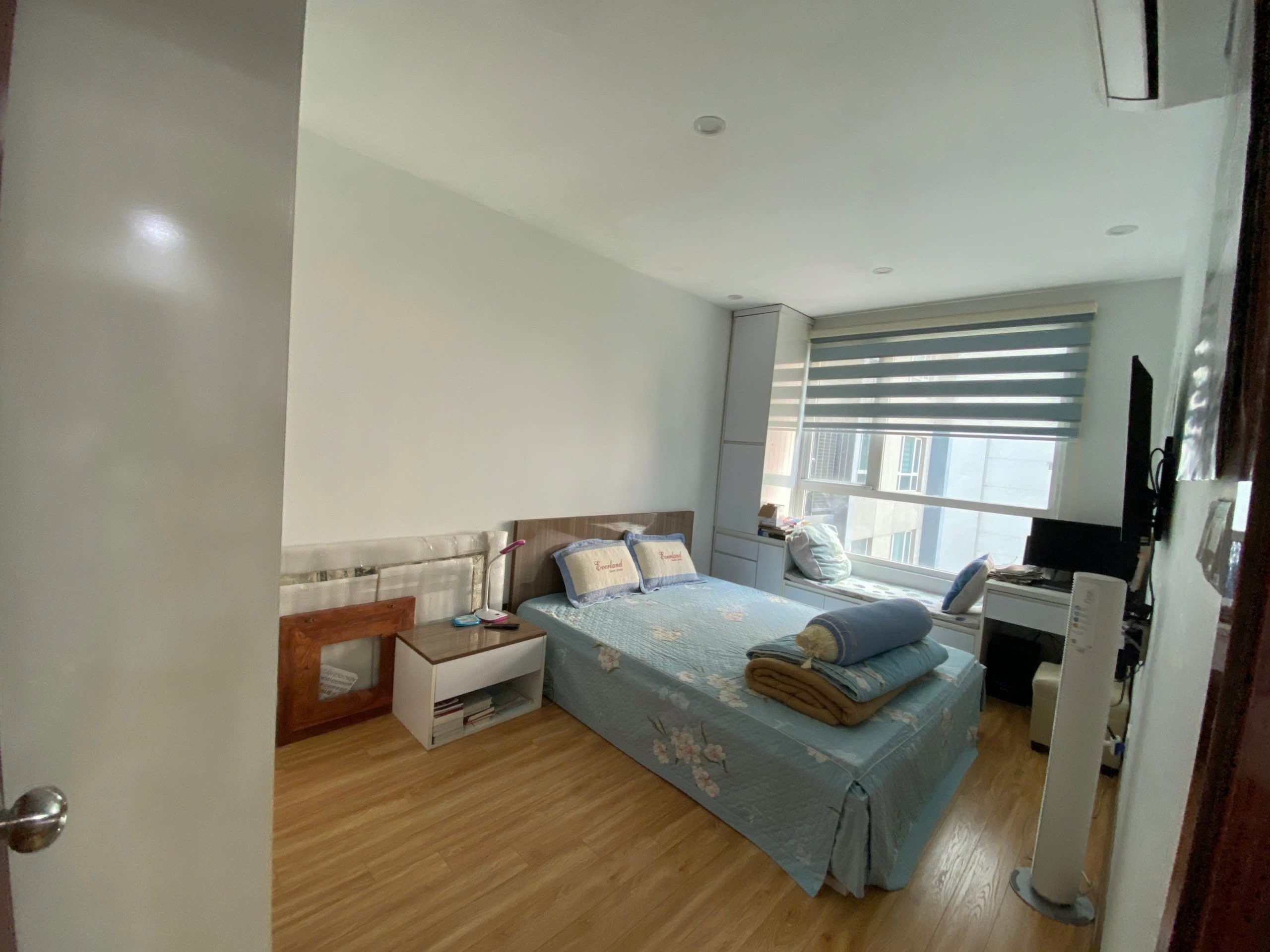 Cần b.á.n căn hộ 2PN TÒA S4 SEASONS AVENUE - GIÁ 7.3x tỷ 3