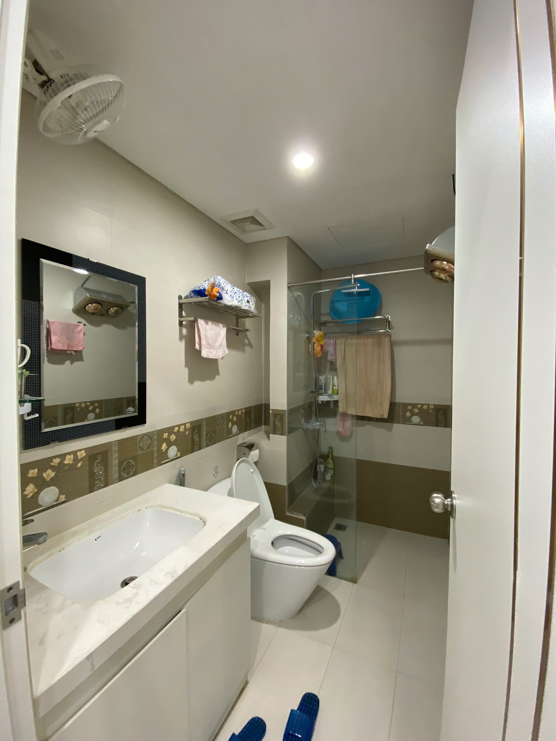 Cần b.á.n căn hộ 2PN TÒA S4 SEASONS AVENUE - GIÁ 7.3x tỷ 4