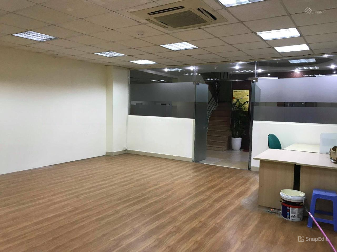VP GIÁ THUÊ RẺ 36m2 TẠI TRUNG TÂM 11 THÁI HÀ. Free LÀM NGOÀI GIỜ. LH 0929236669 2