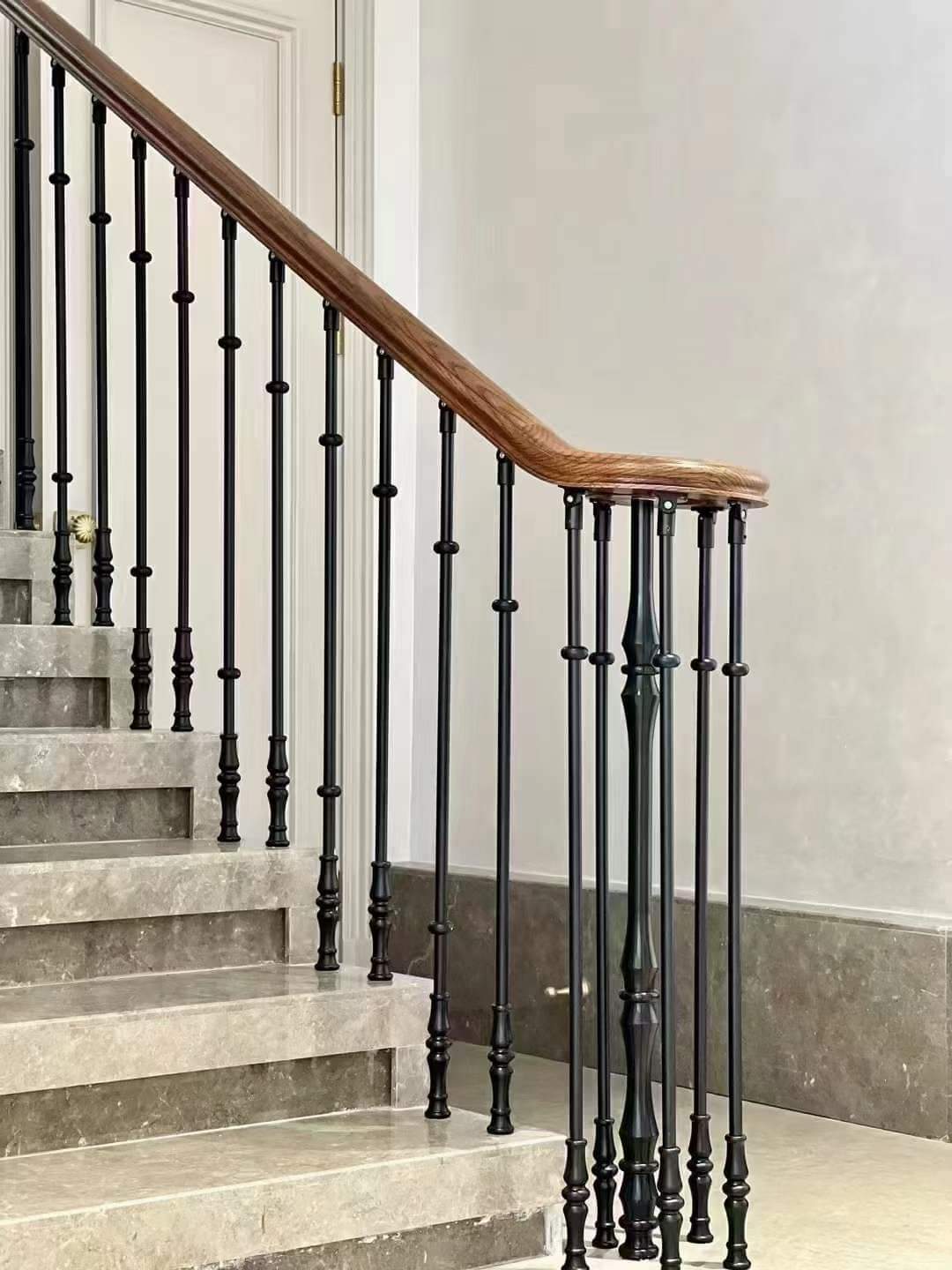 Nhà mình cho thuê nhà, Lê Trọng Tấn, Hoàng Văn Thái,, 160m2x 2T -26 tr 2