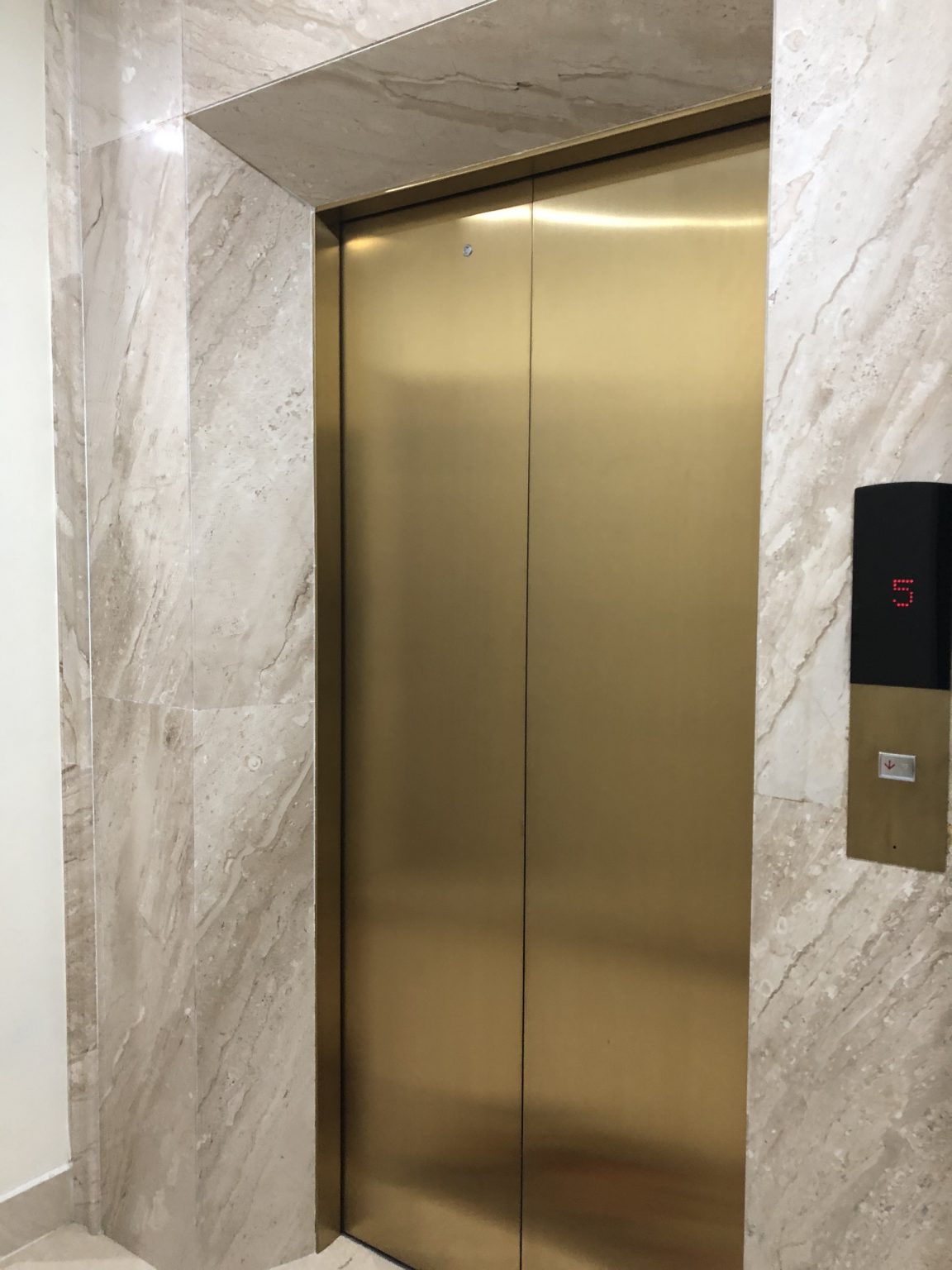 Cho thuê nhà, Trần Nhân Tông, Mai Hắc Đế, THANG MÁY; 161m2* 5T -63 tr 4