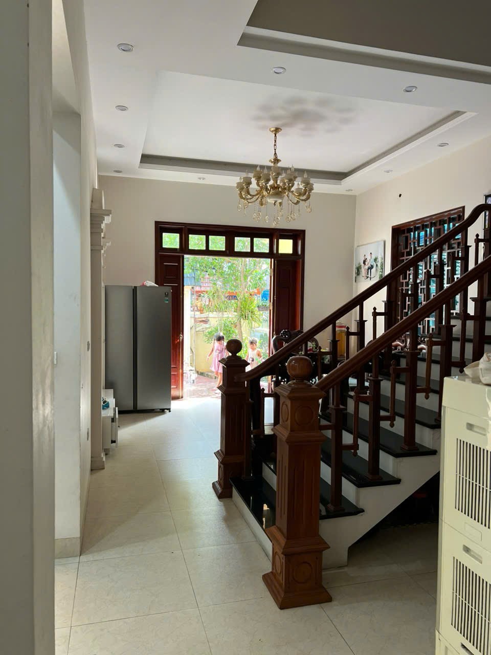 HÀNG NGỘP! NHÀ 3 TẦNG DÂN XÂY TÂM HUYẾT VÂN CÔN CŨ, 2 MẶT ĐƯỜNG TRƯỚC SAU, OTO CÁCH 15M. 11