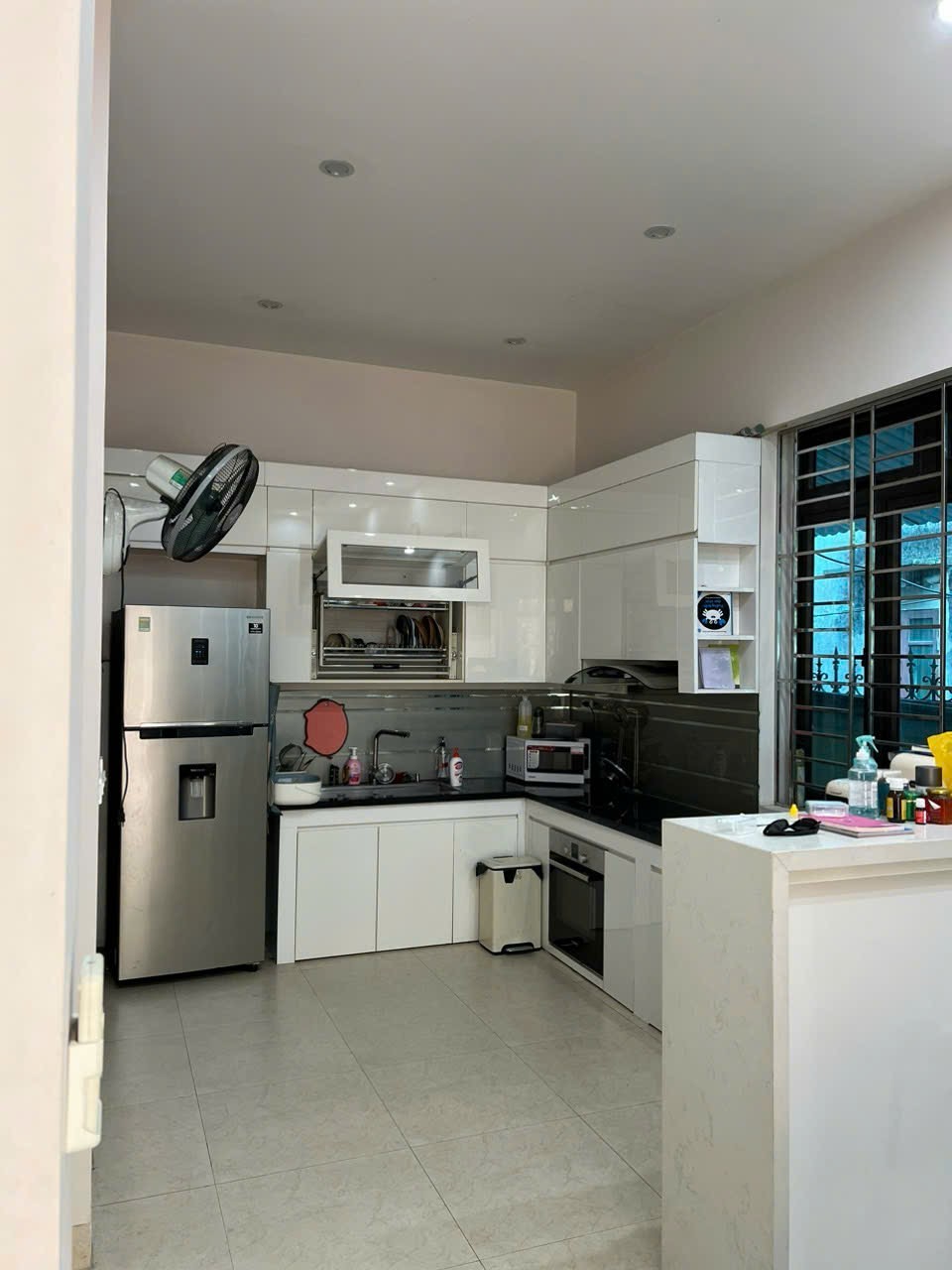 HÀNG NGỘP! NHÀ 3 TẦNG DÂN XÂY TÂM HUYẾT VÂN CÔN CŨ, 2 MẶT ĐƯỜNG TRƯỚC SAU, OTO CÁCH 15M. 13