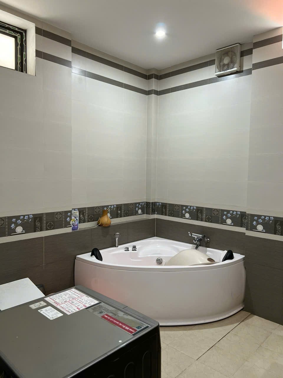 HÀNG NGỘP! NHÀ 3 TẦNG DÂN XÂY TÂM HUYẾT VÂN CÔN CŨ, 2 MẶT ĐƯỜNG TRƯỚC SAU, OTO CÁCH 15M. 17