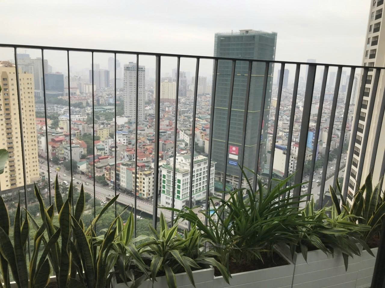 Bán căn 2 ngủ 86m2 VIEW HỒ tại Vinhomes D'Capitale - SHLD 2