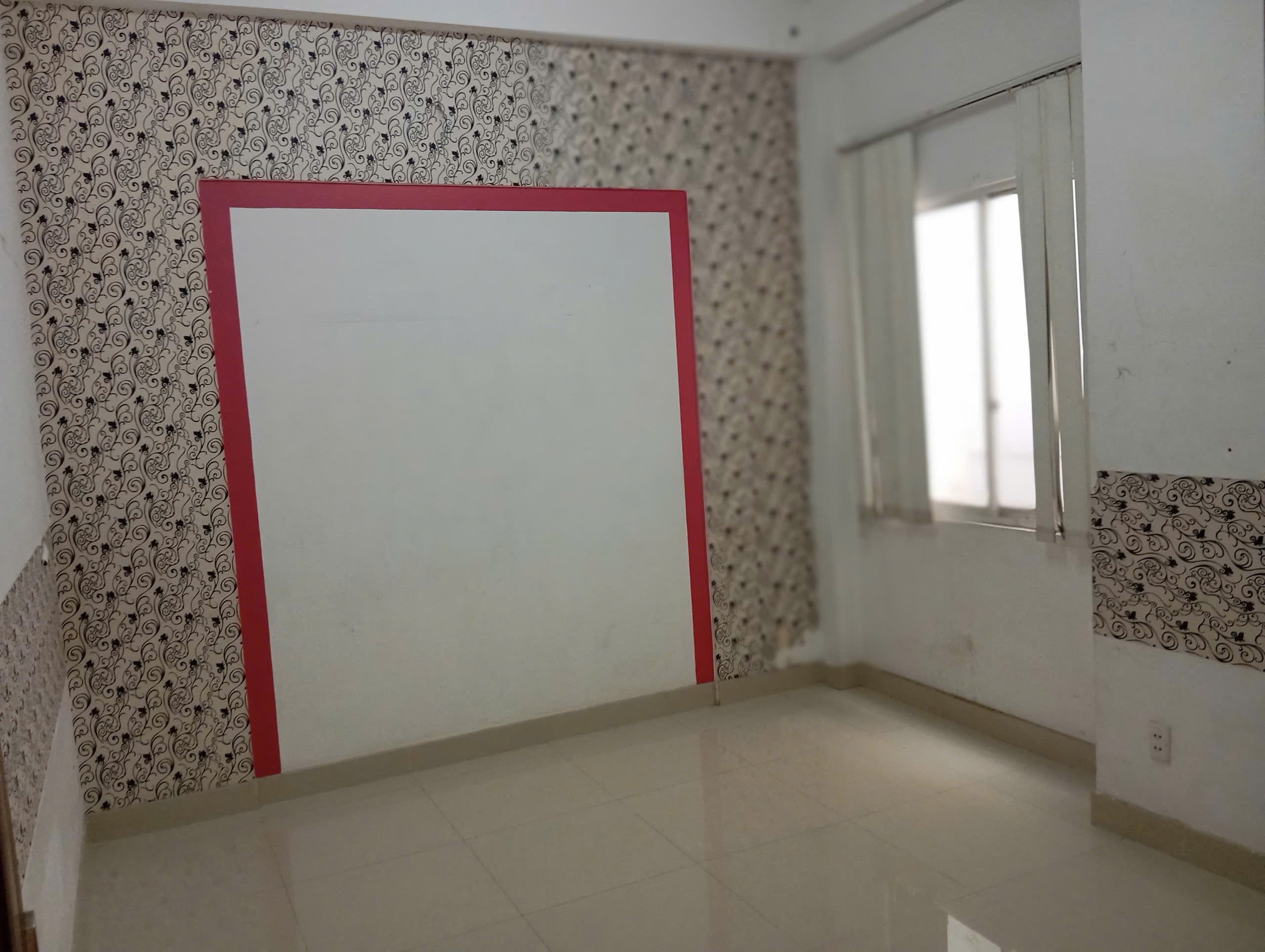 CHO THUÊ NHÀ MT KDC SÔNG ĐÀ, 1 TRỆT 2 LẦU, 4PN+ SÂN XE HƠI, 15TR. 4