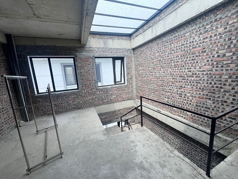 Cần bán Shophouse Metropolitan, Gia Lâm: 60,5m2 nhà thô 5 tầng, đang cho thuê 10tr/tháng 2