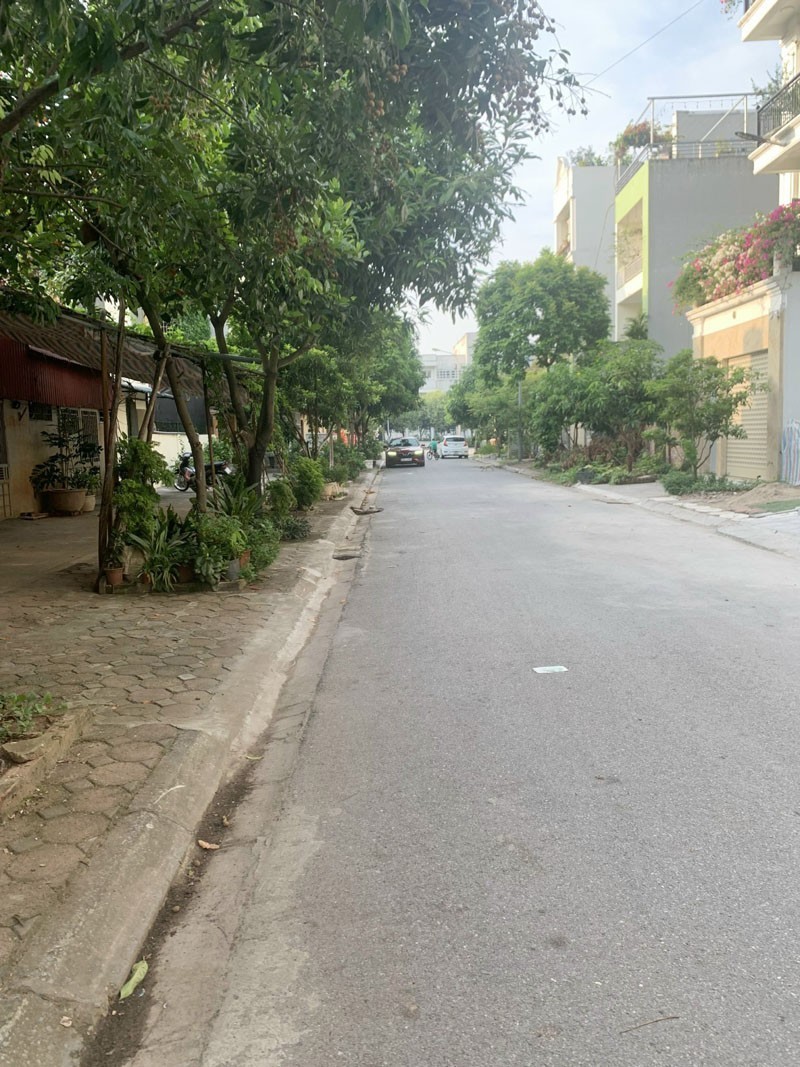 Nhà Đẹp Phúc Lợi 92,4m2, 4 Tầng - Đường 15m Kinh Doanh Đa Ngành - Ngay Cạnh Hệ Thống Trường Học Các 5