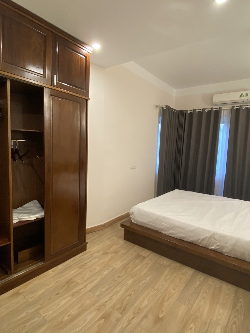 Cho thuê căn chung cư mini giá rẻ cực xịn sò tại Ngõ 189 Hoàng Hoa Thám, Ba Đình. Chỉ 10Tr 9