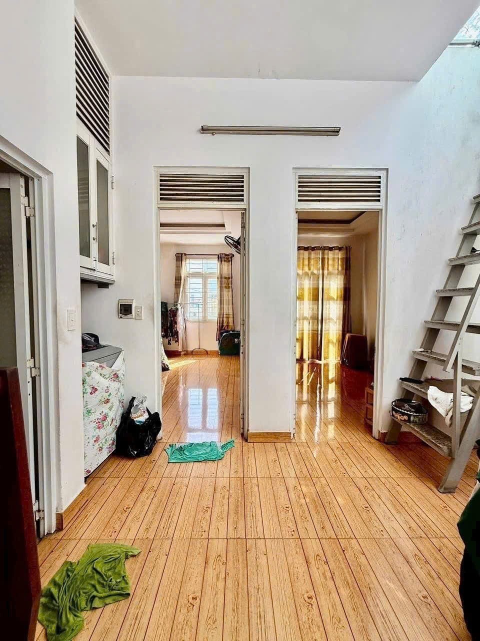 Nhà 2 lầu (5.5x10) Mặt Tiền Hẻm 6m Tân Chánh Hiệp 18, Quận 12 Giá Rẻ 5