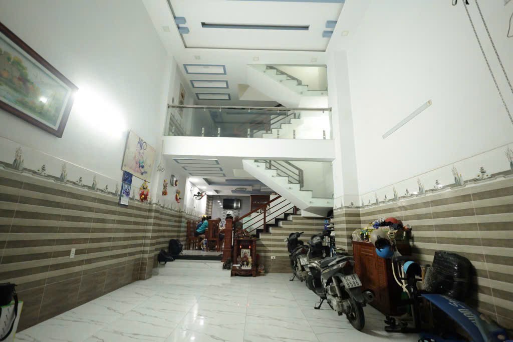 NHÀ 5 TẦNG BTCT (5x12) MẶT TIỀN HIỆP THÀNH 43, Q12 GIÁ RẺ 12.5 TỶ 2