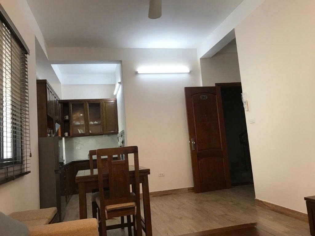 Chính chủ cho thuê Căn hộ dịch vụ giá rẻ 1N, 1K tại Ngõ 189 Hoàng Hoa Thám, Ba Đình. Chỉ 10tr 18