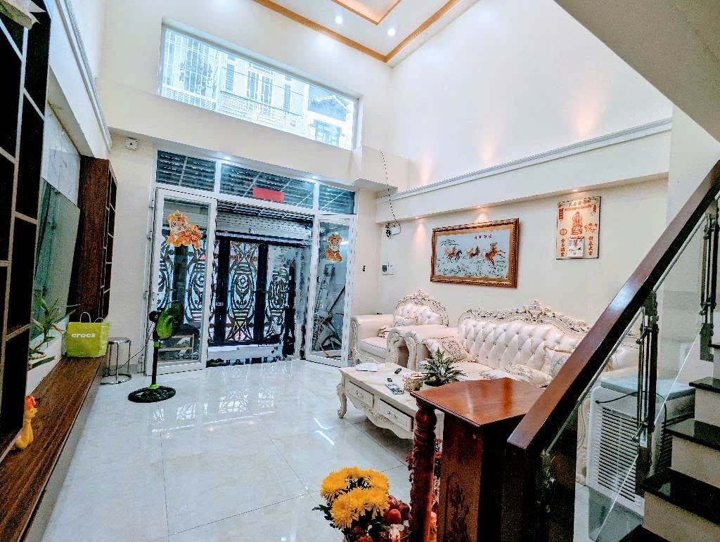 bán nhà 4 tầng hẻm xe hơi gần Phú Mỹ Hưng, sổ hồng riêng hoàn công đầy đủ 3